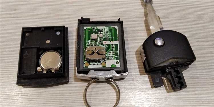  Как самостоятельно заменить батарейку в брелке Mazda 6 (2-е и 3-е поколение): пошаговая инструкция 