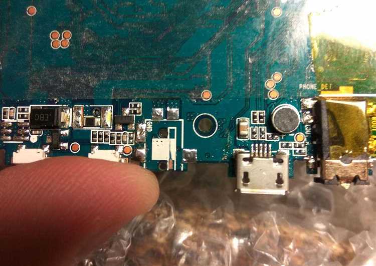 Использование зарядки отбора батареи