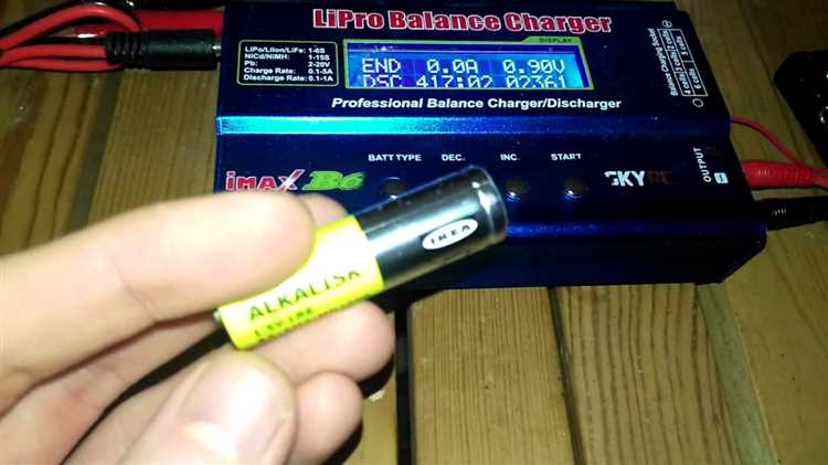 Как проверить ёмкость аккумулятора и батарейки