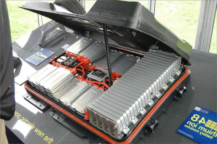 Замена батареи на Nissan Leaf: стоимость и необходимость замены